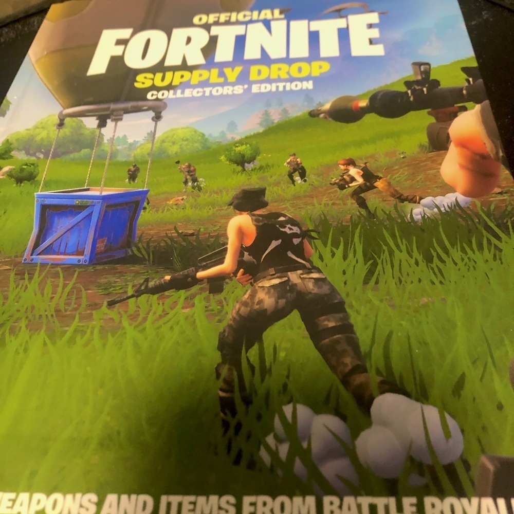 OFFICIAL Fortnite Supply Drop Hardcover Book